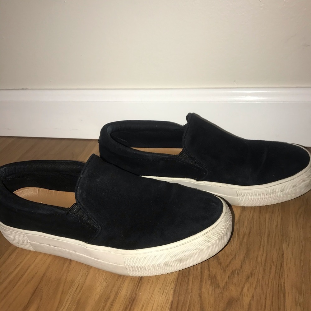 Steve Madden Gills Sneaker